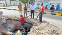 الجاوي يتفقد أعمال مشروع استبدال خط المياه في المعلا