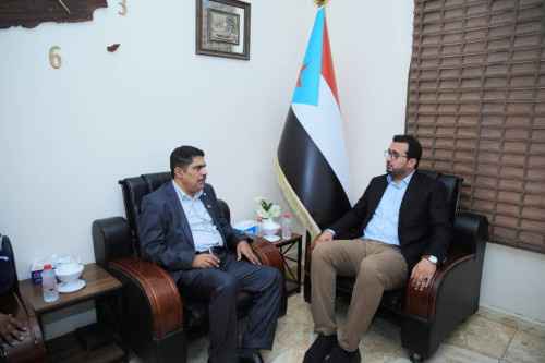 رئيس الهيئة الوطنية للإعلام الجنوبي يلتقي رئيس القيادة المحلية لانتقالي حضرموت