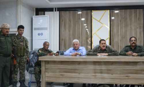 مدير أمن عدن يوجه بمنع بيع السيارات غير المرقمة