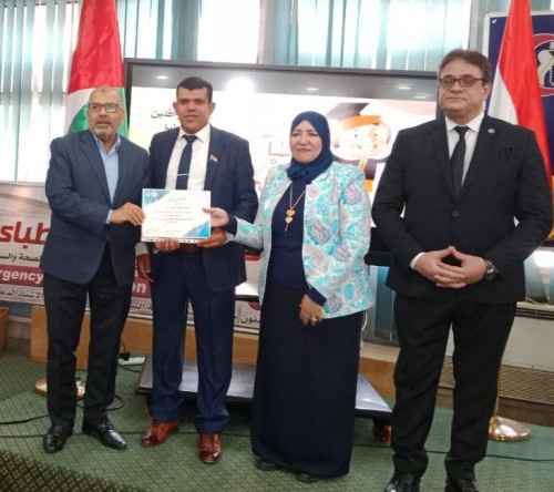 جامعة طنطا تكرم طبيباً جنوبياً لتفوقه العلمي