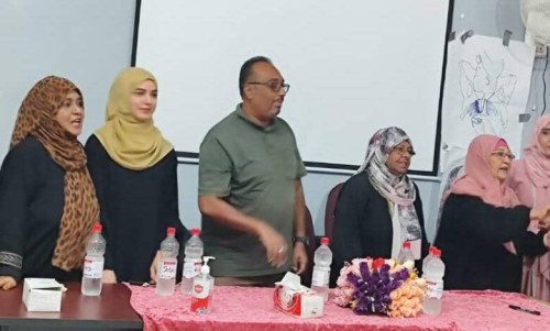 اختتام الدورة التدريبية لقابلات المجتمع في العاصمة عدن