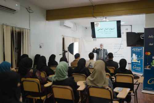 &laquo;كاك بنك&raquo; ينظم ورشة عمل بعنوان "الثقافة المالية" بالشراكة مع الجامعة اللبنانية في عدن ضمن فعاليات أسبوع المال العالمي