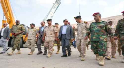 البحسني يشهد تدريبات لقوات النخبة الحضرمية والأمن