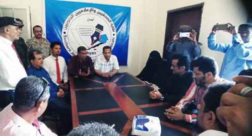 انتقالي أبين والسلطة المحلية يفتتحان مقر نقابة الصحفيين والإعلاميين الجنوبيين في المحافظة 