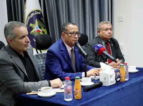 سياسية الانتقالي تلتقي نخبة من الإعلاميين والصحفيين الجنوبيين لاطلاعهم على آخر المستجدات