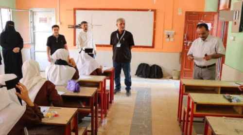 الزهري يدشن امتحانات الثانوية العامة في ستة مراكز امتحانية بخورمكسر