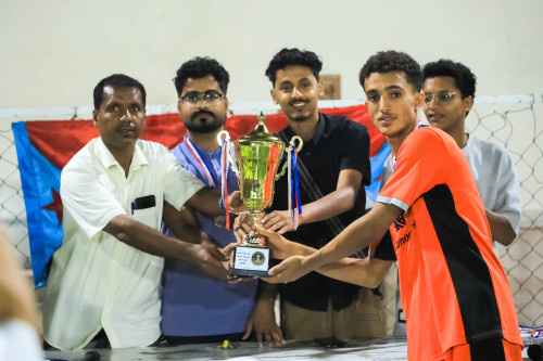 منسقية الانتقالي بجامعة حضرموت تختتم النسخة الثانية للدوري الكروي لكليات الجامعة بمناسبة الذكرى الاستقلال الوطني 30 نوفمبر