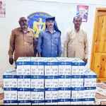 انتقالي سيئون يدعم عددا من مدارس المديرية بمواد قرطاسية