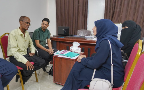 مؤسسة حضرموت لخدمة التراث تستقبل فريقًا من وكالة التنمية " سمبس " 