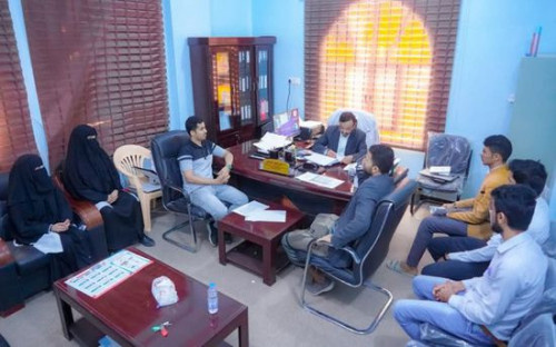 محافظ شبوة يتفقد مختبرات الصحة المركزية وخدماتها