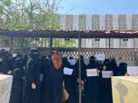 أمام مبنى وزارة التربية بعدن.. وقفة احتجاجية تضامنية لإنصاف طلاب ثالث ثانوي