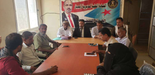 رئيس تنفيذية انتقالي أبين يلتقي بالهيئة التنفيذية لانتقالي زنجبار ويشدد على ترسيخ العمل المؤسسي