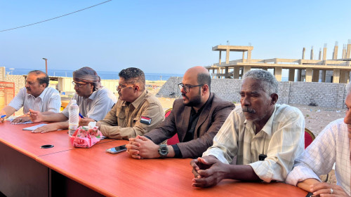 انتقالي حضرموت يُكثف استعداداته لمليونية "حضرموت أولًا" باجتماع موسع مع مراكز المكلا