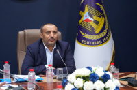نائب رئيس هيئة الشؤون الخارجية بالانتقالي  يعقد لقاءً مع قيادة الجالية الجنوبية في الولايات المتحدة