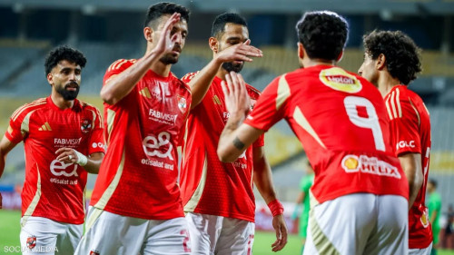 الأهلي يقسو على المصري برباعية.. ويعتلي قمة الدوري المصري