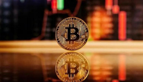 بيتكوين تسجل قمة تاريخية وتصعد مستوى غير مسبوق منذ مطلع العام