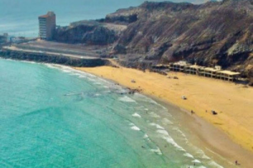 عدن.. غرق 4 شباب في شاطئ العشاق بالتواهي