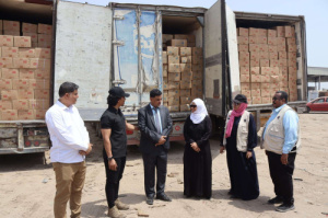 بتوجيهات من الرئيس الزُبيدي.. الدائرة الطبية للقوات المسلحة تُدشّن توزيع محاليل وريدية للمراكز الطبية في عموم محافظات الجنوب