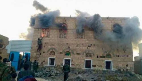 من «خبزة» إلى «الحفرة».. الحوثي ينكّل برداع اليمنية