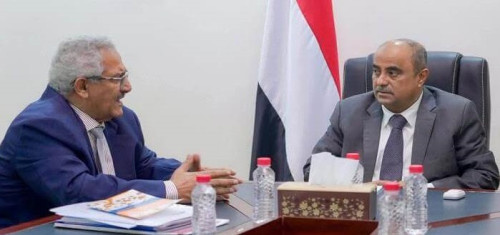 رئيس الوزراء يوجه هيئة الأدوية بضبط أسعار الأدوية والمستلزمات الطبية والتحقق من جودتها 