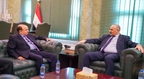 الرئيس الزُبيدي يخوض معركة اقتصادية.. قائد ينتصر لشعبه