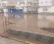 المحافظ لملس يوجّه بسرعة تحرك فرق الطوارئ لمواجهة آثار المنخفض الجوي في عدن