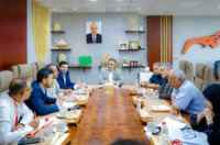 لملس يترأس اجتماعًا لمناقشة تداعيات كارثة السيول بالعاصمة عدن وخطط المعالجة