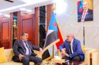 الكثيري يطّلع على أوضاع مطار عدن الدولي ومشاريعه التطويرية