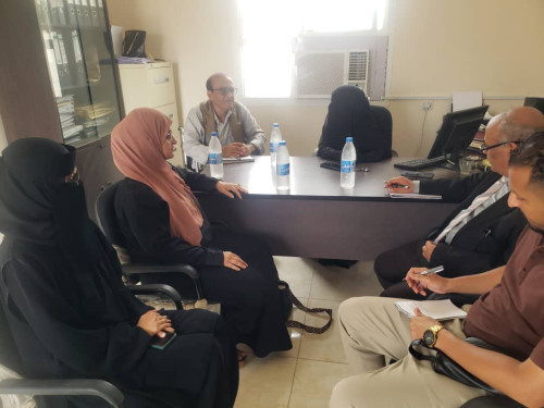 فريق التوجيه والرقابة الرئاسي يزور كلية الإدارة والاقتصاد بجامعة أبين