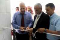 الوكيل الشبحي يدشن المخيم الطبي المجاني لمرضى السكر والضغط والقلب في مجمع خور مكسر