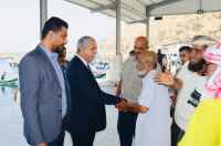 فريق التوجيه والرقابة الرئاسي يزور هيئة المصائد السمكية في البحر العربي ويطّلع على سير العمل بمرافقها في المكلا