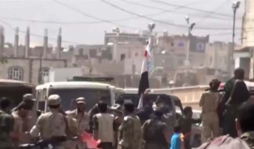 مليشيا الحوثي تفرض جبايات جديدة على الباعة المتجولين في إب اليمنية 