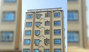 مصلحة الجمارك بالعاصمة عدن تنفي مزاعم رفع التعرفة أو الدولار الجمركي