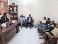 فريق التوجيه والرقابة الرئاسي يطّلع على سير العمل في مكتب الصناعة والتجارة بشبوة