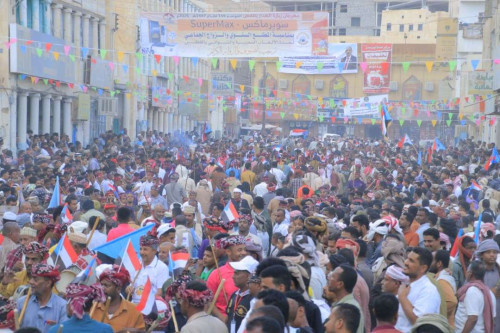 برعاية الرئيس الزُبيدي.. عدة الألعاب الشعبية الشبواني بمديرية القطن تقيم مطلعها السنوي