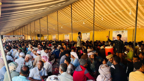 استجابة لدعوة انتقالي وادي حضرموت.. بدء اعتصام شعبي واسع في سيئون للمطالبة بإعلان دولة الجنوب