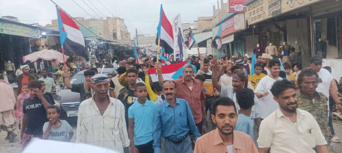 استجابة لدعوة انتقالي لحج.. اعتصام جماهيري مفتوح بالحوطة للمطالبة بإعلان دولة الجنوب العربي