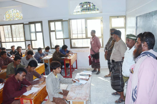 انتقالي المحفد والسلطة المحلية يدشّنان امتحانات الثانوية العامة للفصل الأول للعام الدراسي 2025–2026