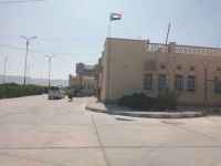 انتقالي القطن ينظم حملة رفع العلم الوطني الجنوبي في المدارس والمباني الحكومية