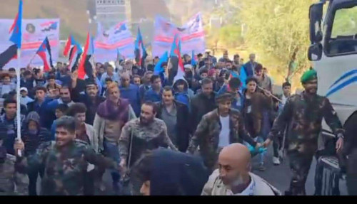 قيادة انتقالي يهر تشارك أبناء المديرية مسيرة جماهيرية للمطالبة بإعلان دولة الجنوب العربي