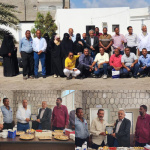 موظفو مكتب التعليم الفني وعمداء المعاهد التقنية والمهنية بالعاصمة عدن يكرمون المدير العام الشكلية
