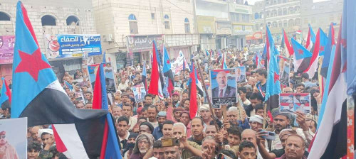 مسيرة شعبية في ردفان للمطالبة بإعلان دولة الجنوب العربي