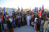 توافد جماهيري من حصوين وقبيلة العوبثاني إلى ساحة الاعتصام بالغيضة للمطالبة بإعلان دولة الجنوب