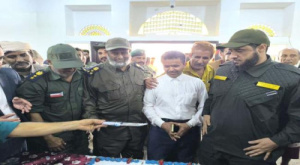 بدعم إماراتي.. مدير أمن لحج يتسلَّم عددًا من أقسام الشرط بعد تأهيليها 