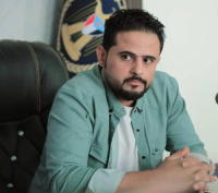 وسط اتهامات بعرقلة جهود مكافحة الإرهاب.. استياء شعبي واسع تجاه القصف الجوي لميناء المكلا