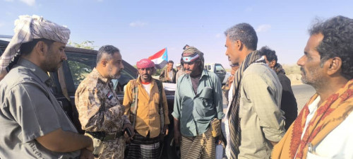 رئيس تنفيذية انتقالي أبين يتفقد النقاط الأمنية والعسكرية بأحور