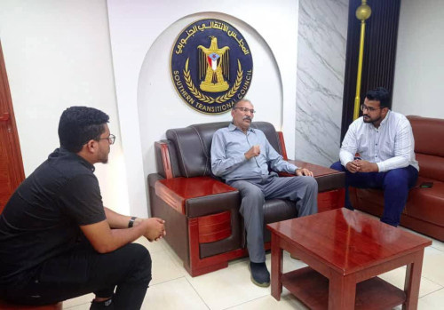 رئيس كتلة عدن بالجمعية الوطنية يزور مكاتب الهيئة التنفيذية في العاصمة عدن