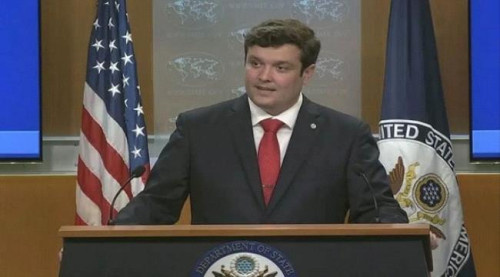 الخارجية الأمريكية: نلاحق "جهات خبيثة" تورد السلاح وتجمع الأموال للحوثيين