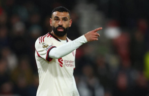 تجديد عقد صلاح فاشل.. أسطورة ليفربول يهاجم لجنة التعاقدات