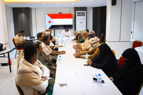 الجفري يترأس اجتماعًا استثنائيًا لعدد من هيئات المجلس الانتقالي بحضرموت لمناقشة مستجدات الساحة الجنوبية